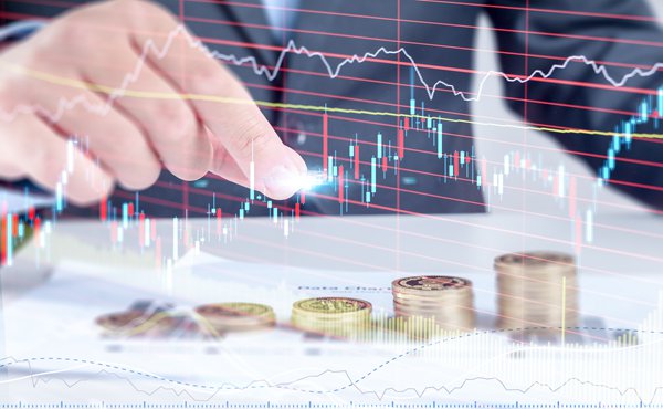 美国7月消费者信心小幅回升 未来预期仍显疲软